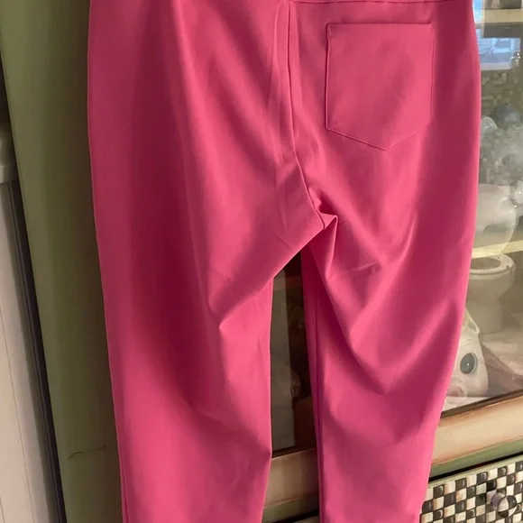 Lilly Pulitzer Pink luxletic golf pants - Picture 3 of 6